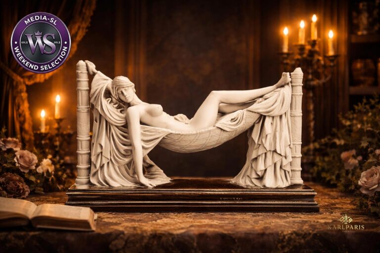 Karlparis Reclining Goddess Hammock Sculpture Second Life